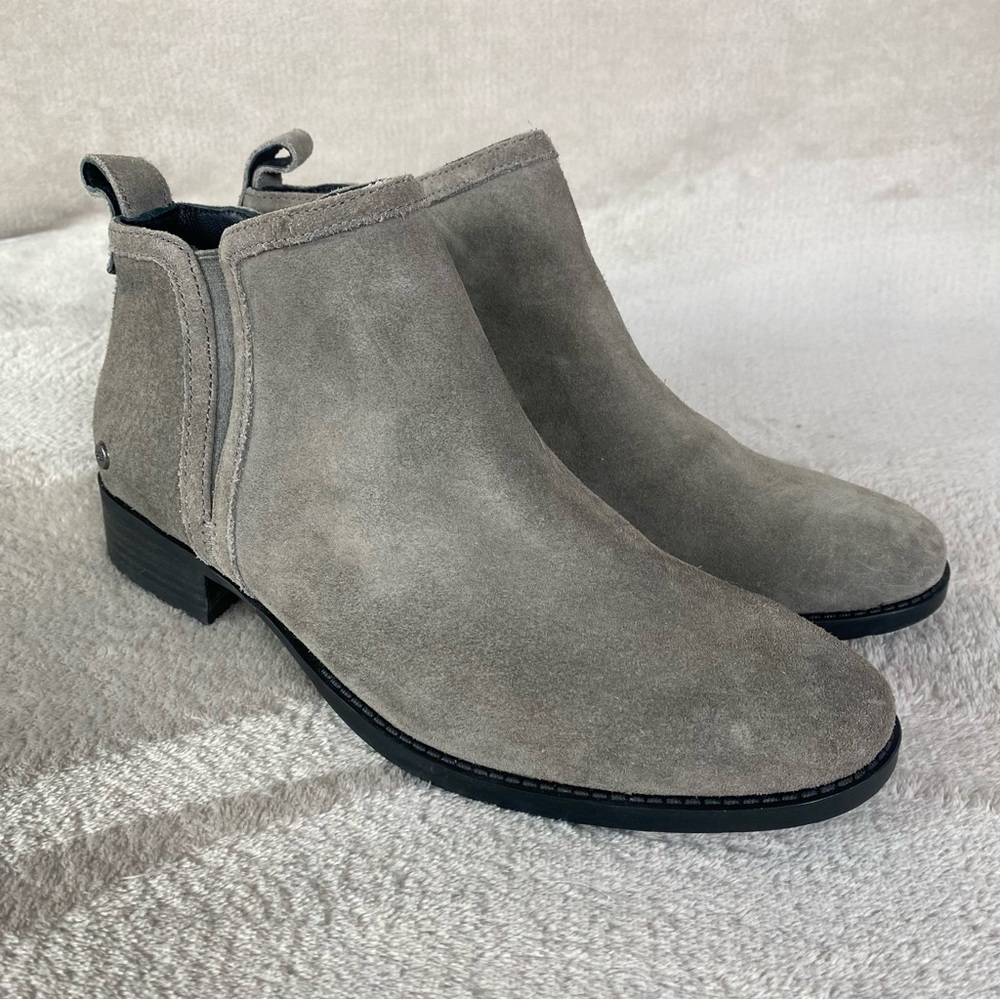 UGG Boots Womens Size 9.5 Taupe Gray Suede Ankle Booties Chelsea Shoes NEW
